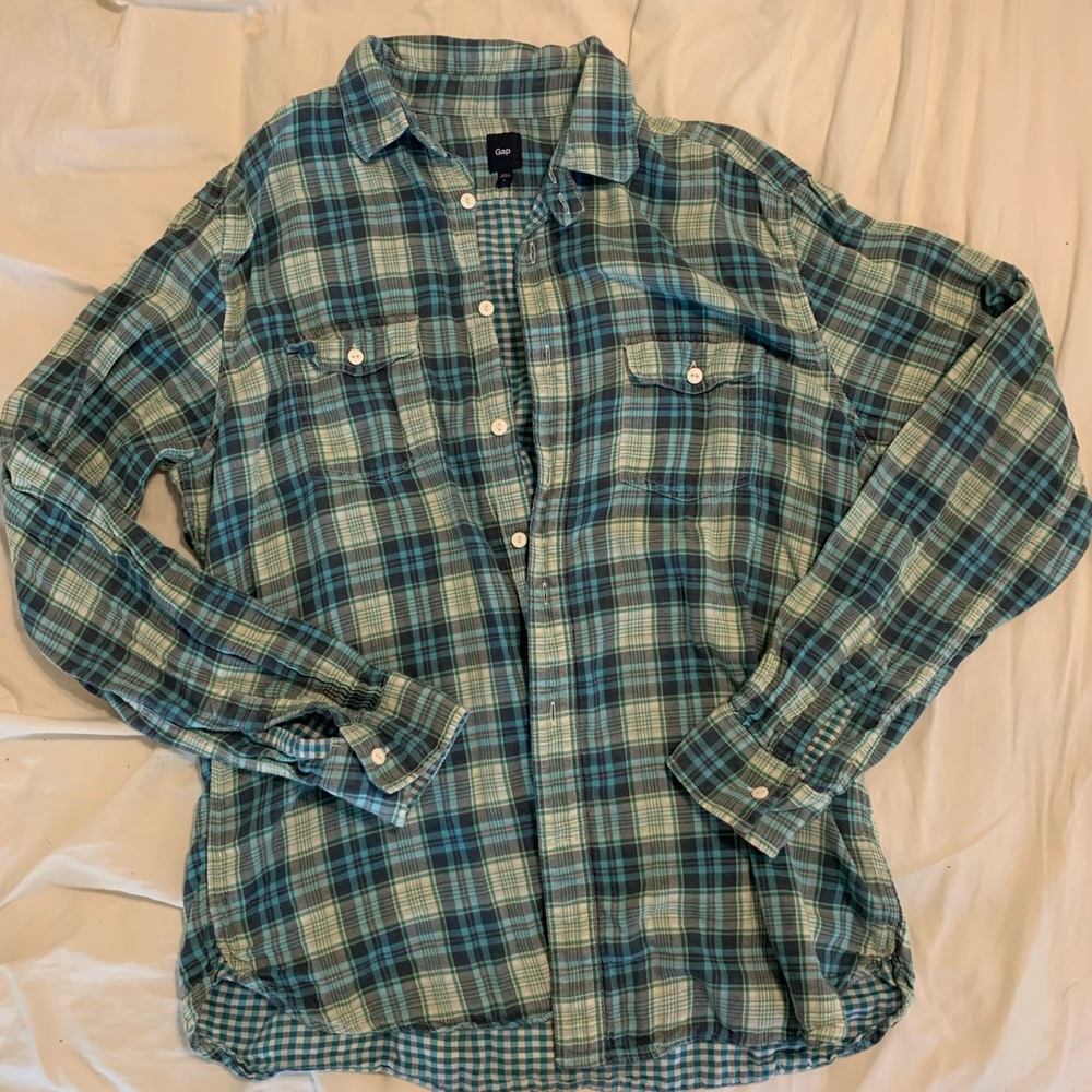 Men’s Gap Long Sleeve Button up